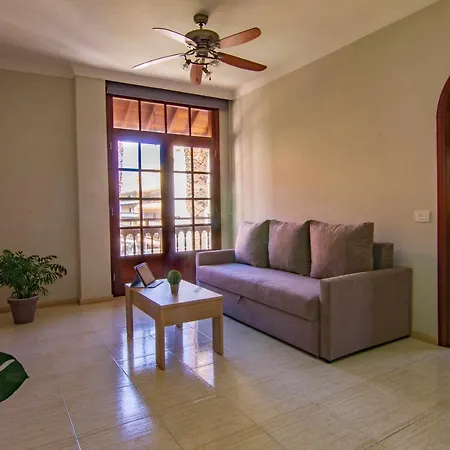 Cozy Family With 3 Bedrooms Apartment *