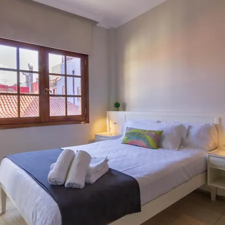 Cozy Family With 3 Bedrooms Apartment *