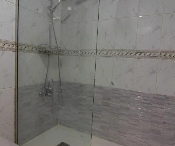 Cozy Family With 3 Bedrooms *