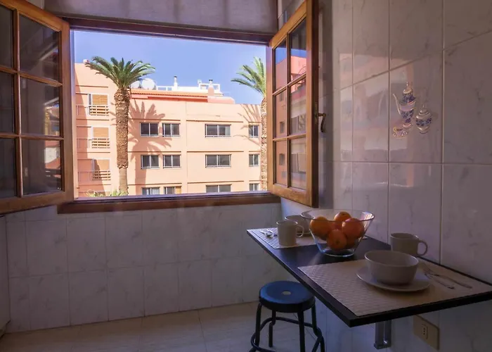 Cozy Family With 3 Bedrooms *